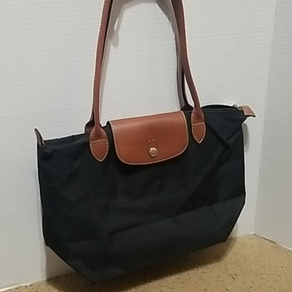 longchamp medium tote bag